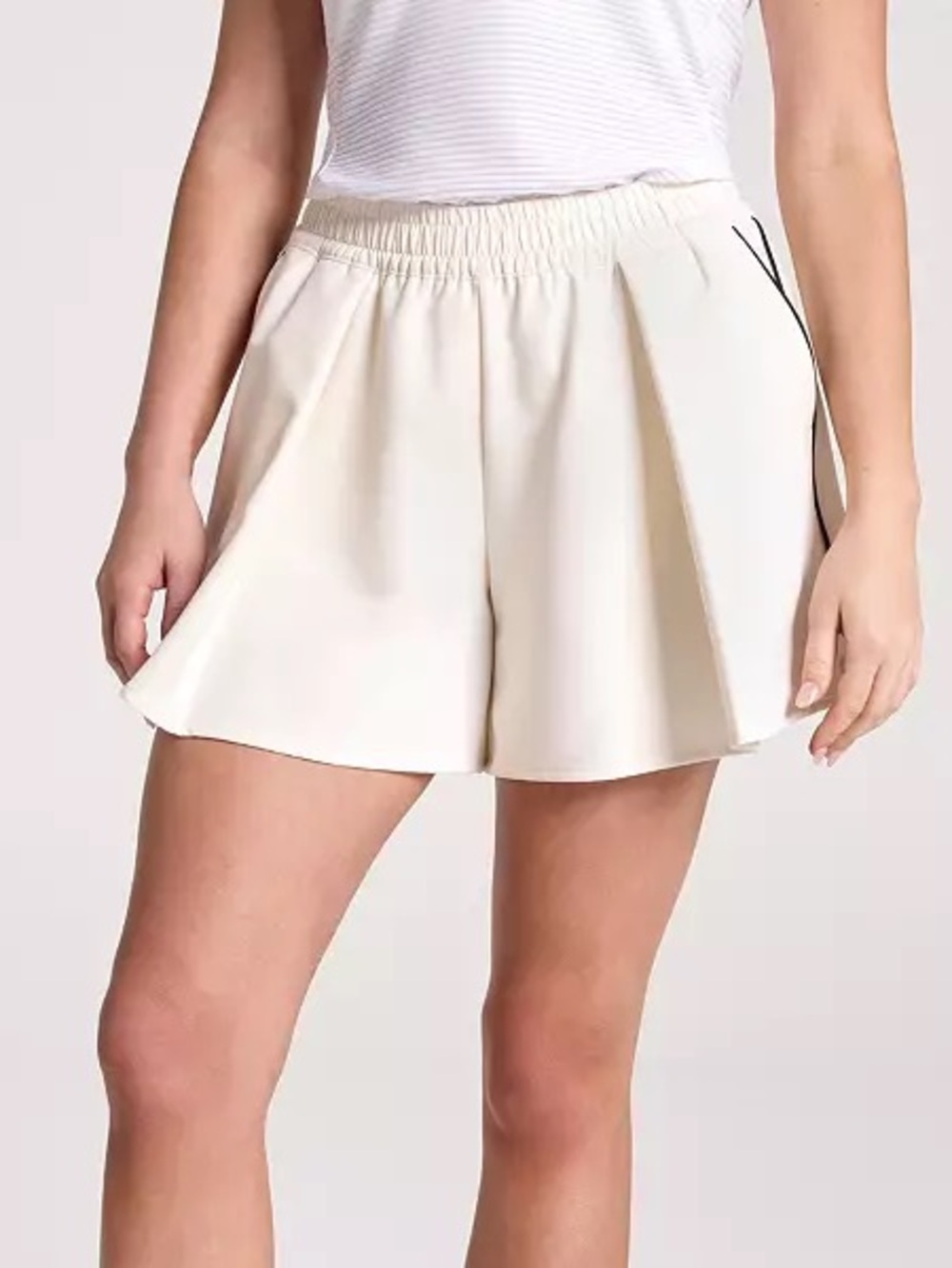 CALIA by Carrie Underwood Cream Athletic Shorts